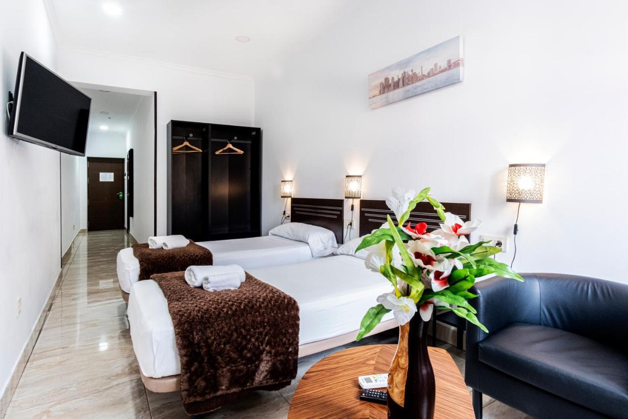 Hostal Rincon De Sol - Centro Madrid - Self Checkin Luaran gambar