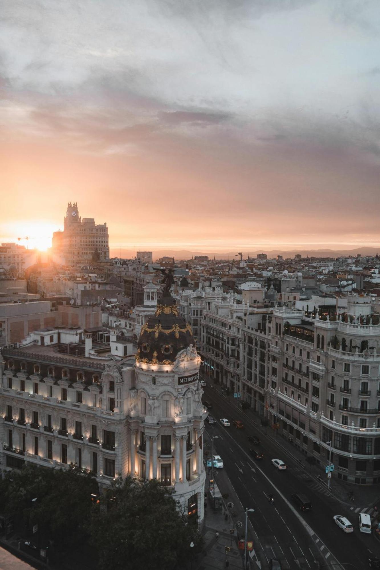 Hostal Rincon De Sol - Centro Madrid - Self Checkin Luaran gambar