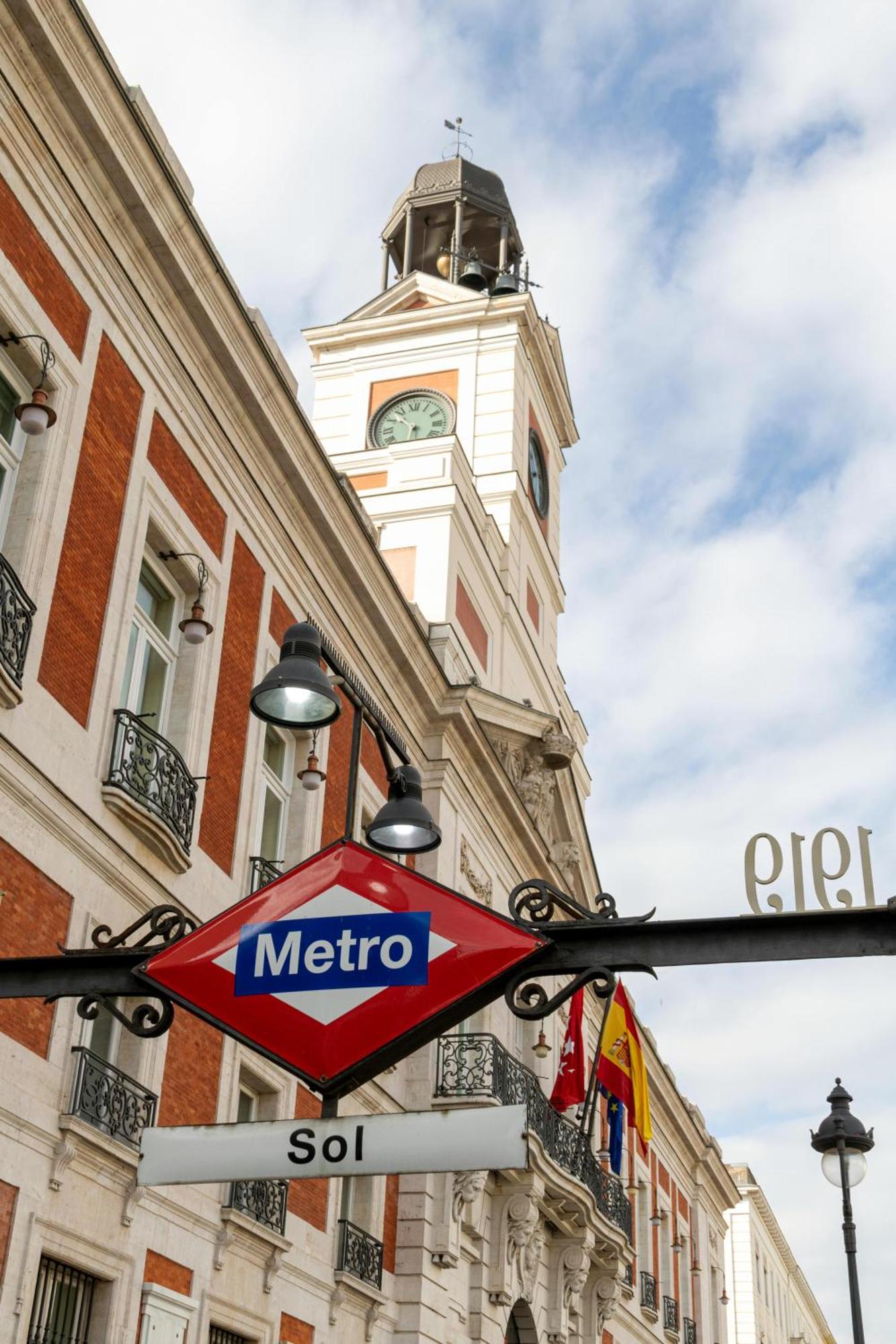 Hostal Rincon De Sol - Centro Madrid - Self Checkin Luaran gambar