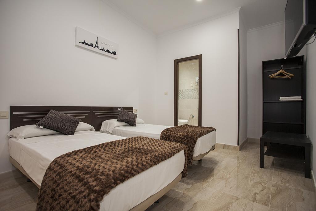 Hostal Rincon De Sol - Centro Madrid - Self Checkin Luaran gambar